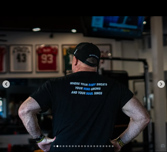Todd Durkin coaching in the gym